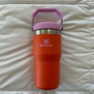 Stanley 
Iceflow Flip Straw Tumbler 20oz.